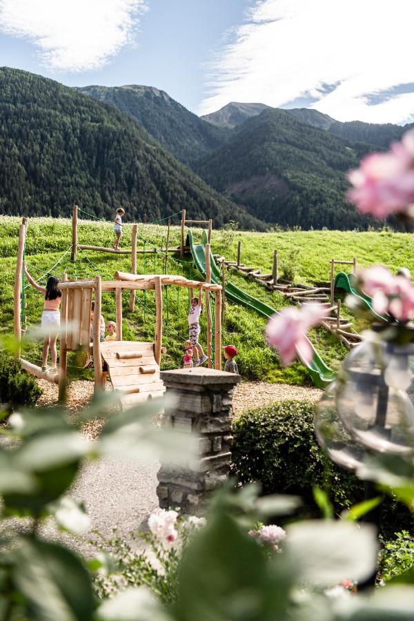 Hotel Lener Campo di Trens Luaran gambar